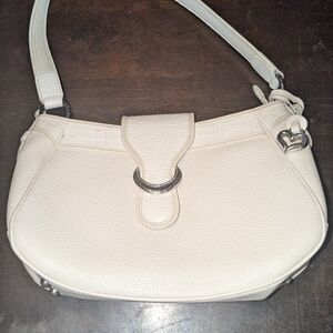 Vintage Brighton Y2K Pebbled Leather Cream Leather Shoulder Bag With Heart Charm